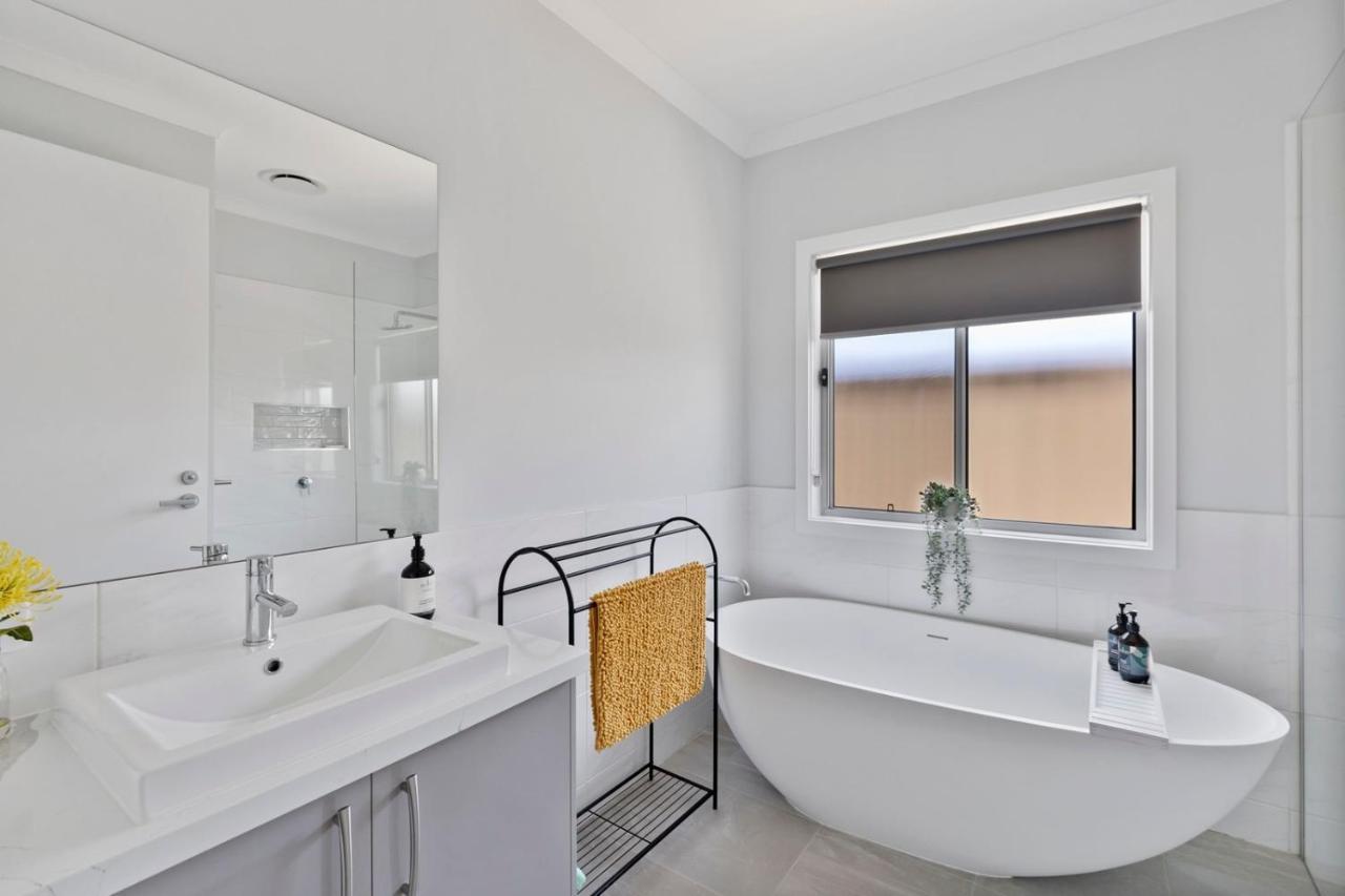 Holiday home The Witton House Yarrawonga