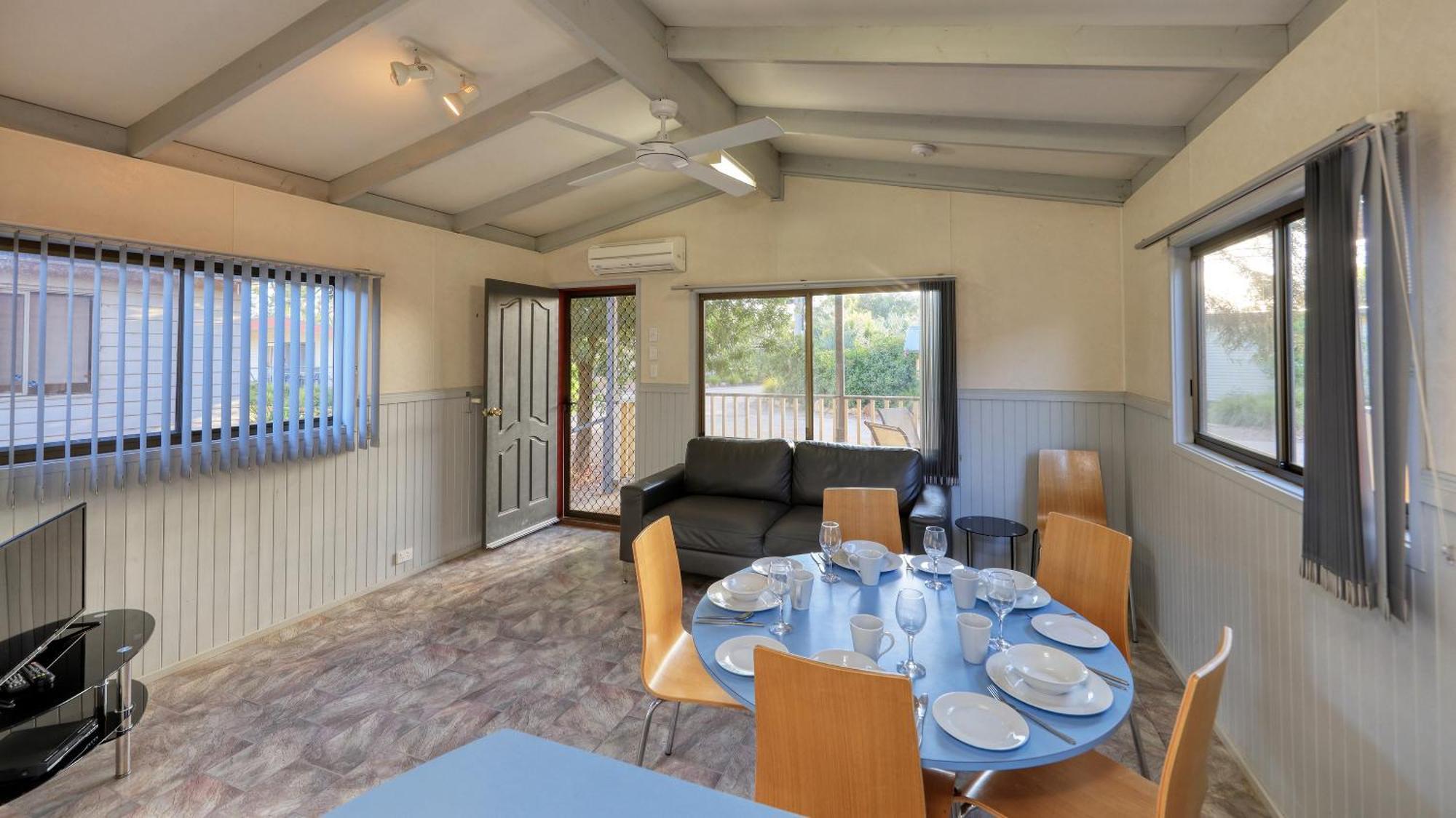 Riverlands Tourist Park Holiday park