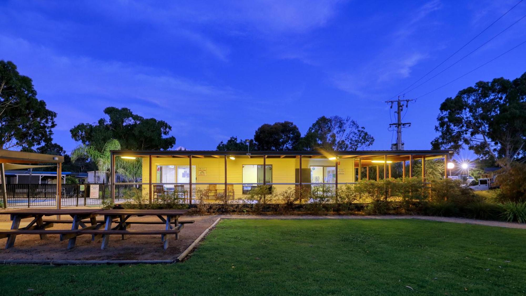 Holiday park Riverlands Tourist Park 3*