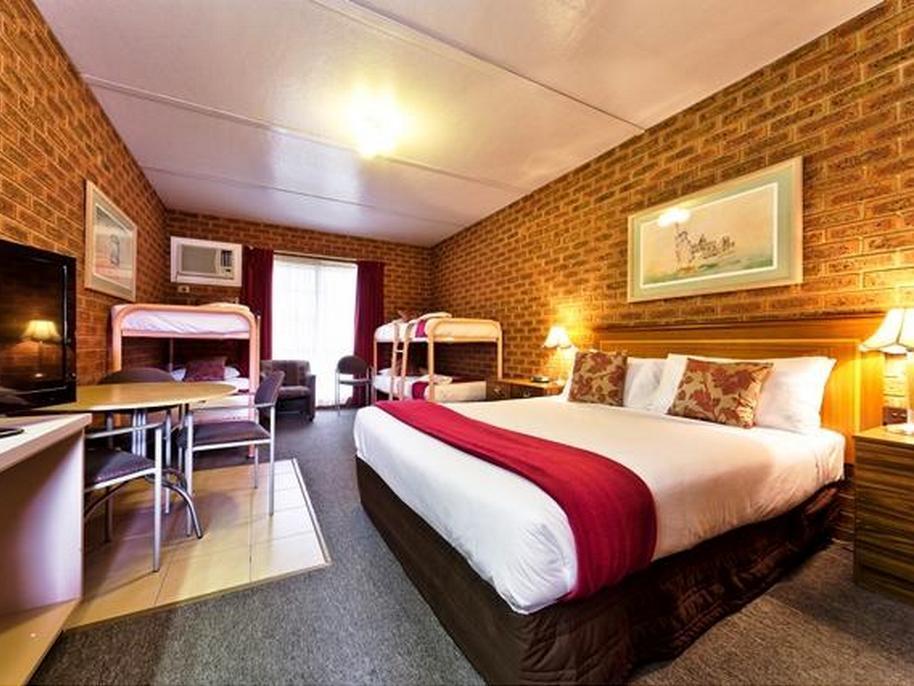 Motel Central Motor 4*